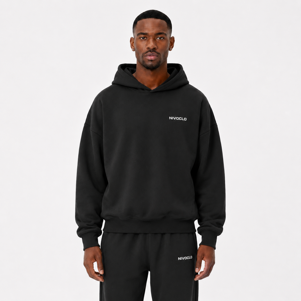NIVÓ® NIVOCLO® Oversize Hoodie mit Signatur in Dunkelblau, weiche Baumwollmischung, entspannter Schnitt, stylischer Hoodie für Damen und Herren