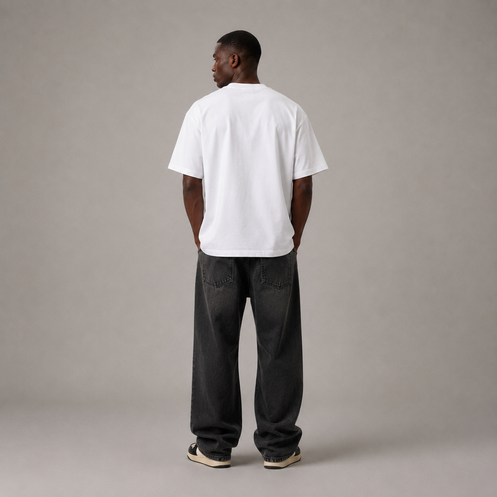 NIVÓ®oversize T-Shirt mit Signatur / WHITE