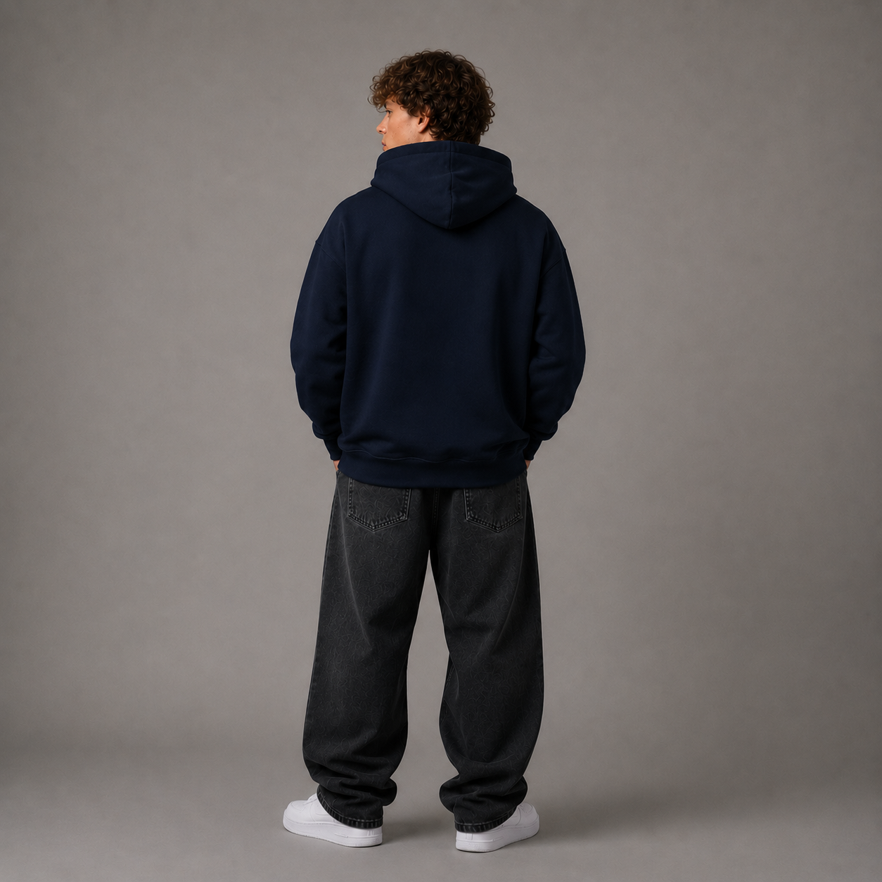NIVÓ®oversize Hoodie mit Signatur / NAVY BLUE