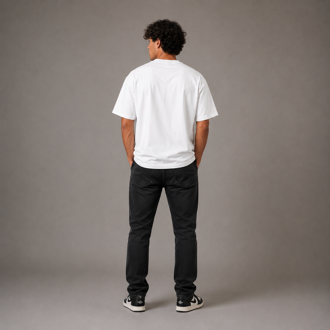 NIVÓ® GRAFF T-Shirt / WHITE
