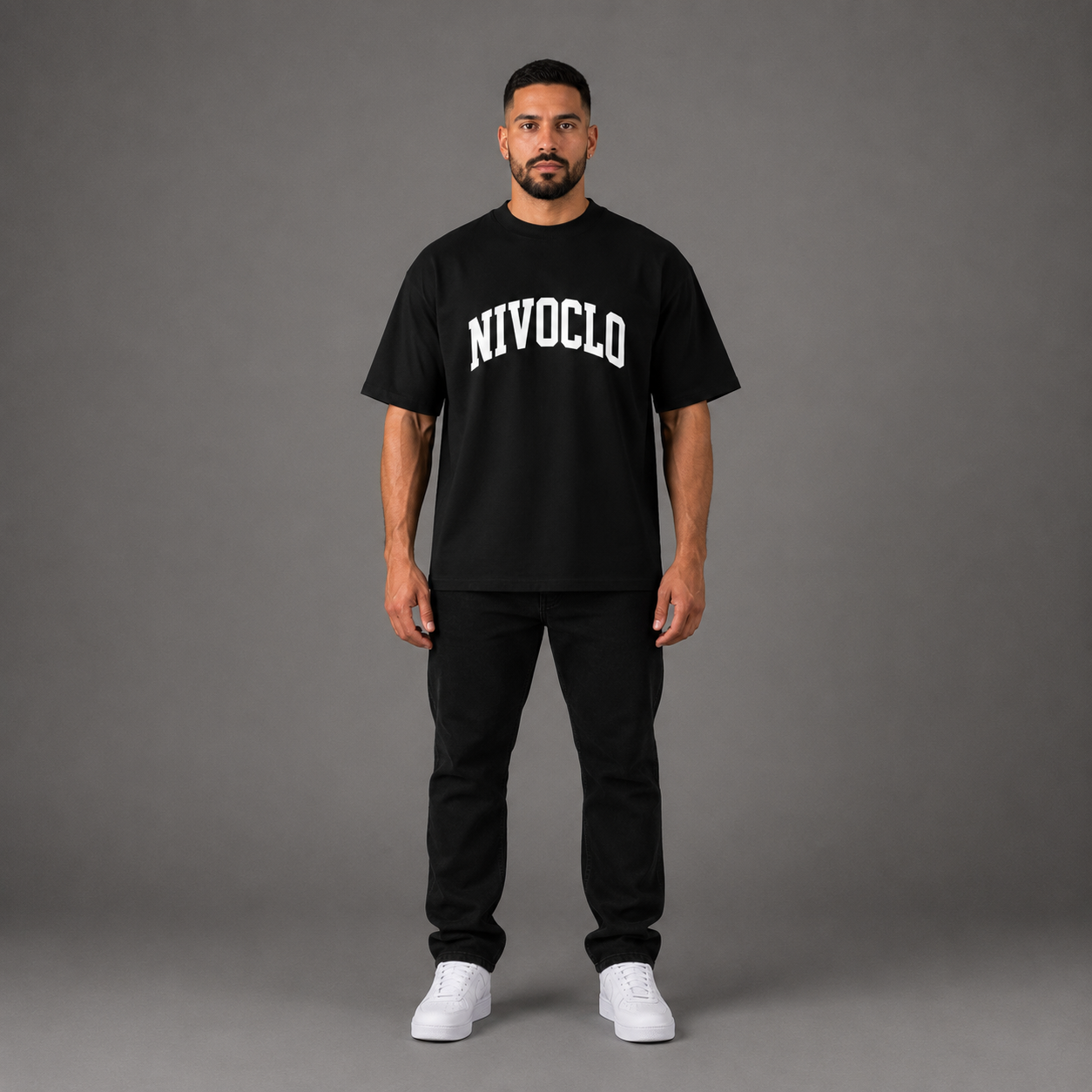 NIVOCLO®01’ T-Shirt / BLACK