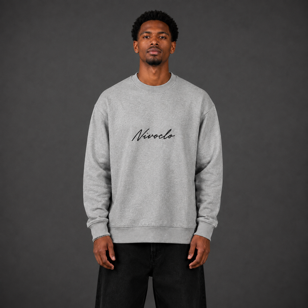 NIVOCLO® LONGSLEEVE mit Signatur | GREY