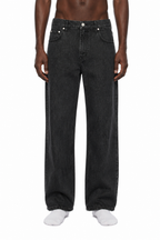 Vintage Wash Straight Leg Jeans / BLACK