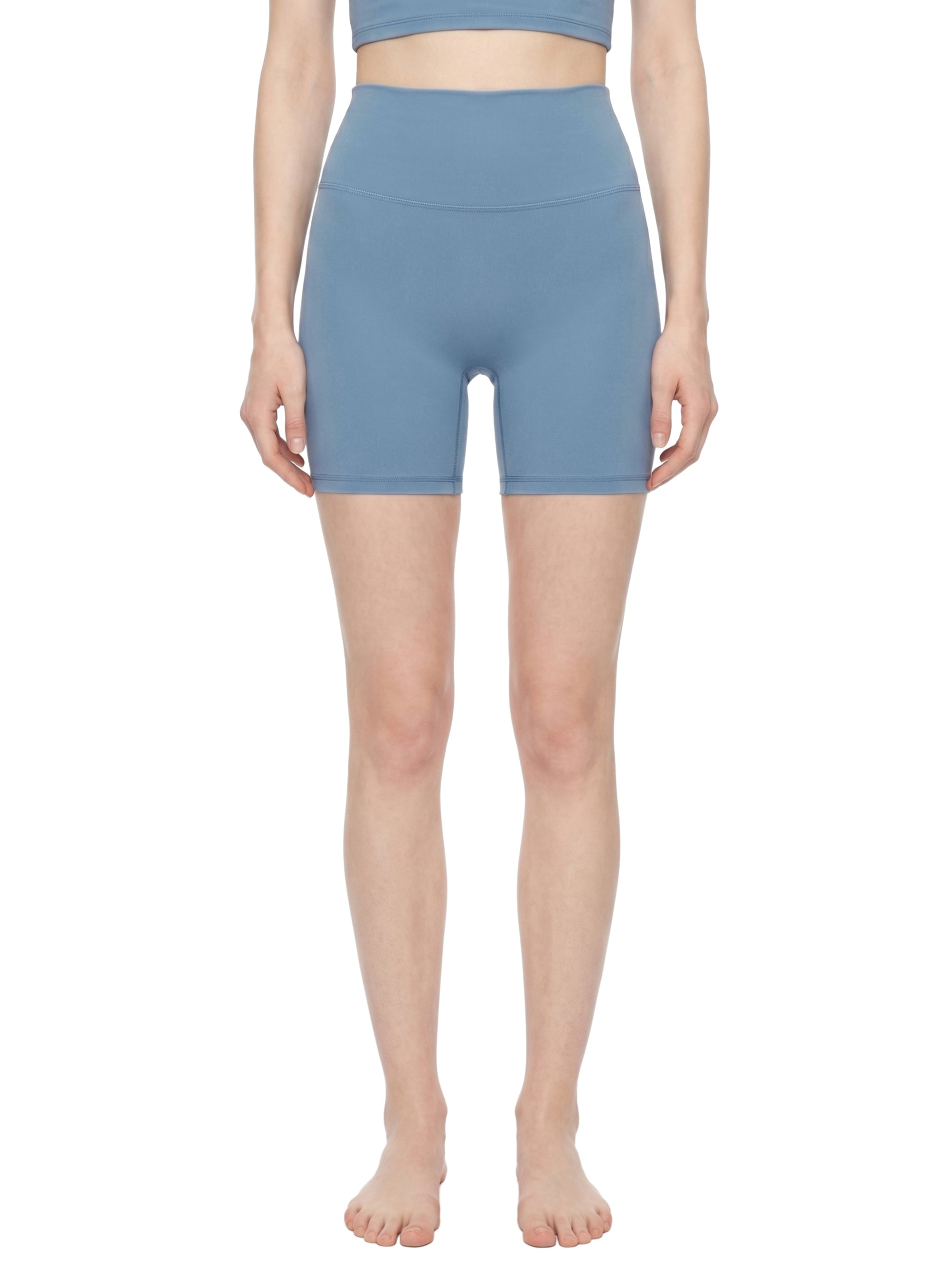 shortwomen,shortswomen,women